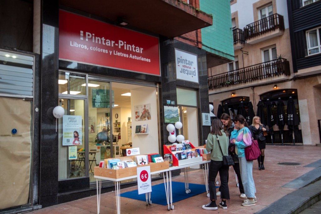 17 al 23 de octubre > Libros y talleres&nbsp;Pintar-Pintar