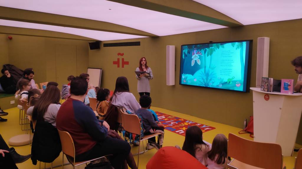 «Cuentos desde el balcón» en el Instituto Cervantes de&nbsp;Londres