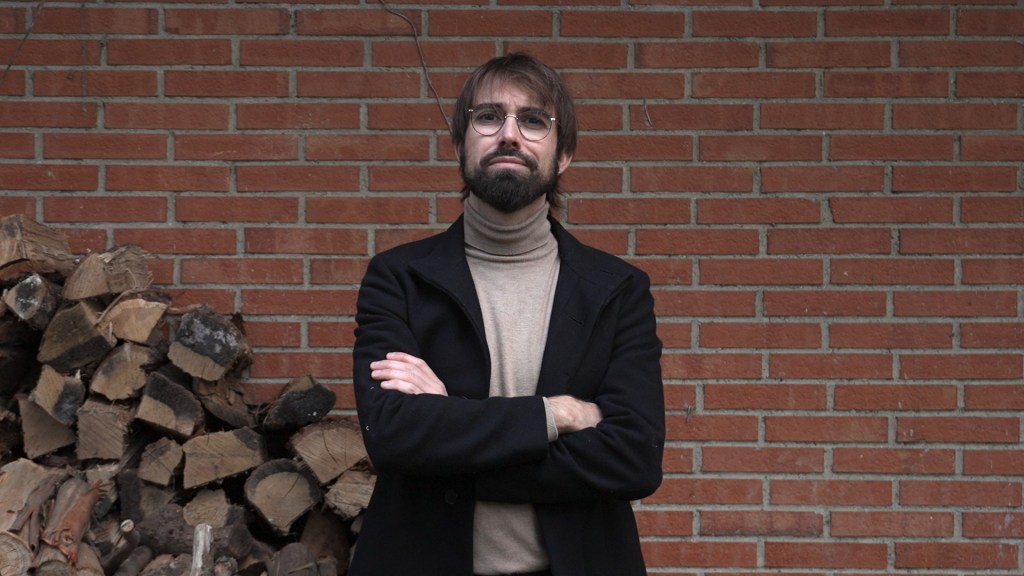 Miguel Rodríguez Monteavaro presenta «Breve inventariu de los seres escondíos» en Pieces TPA